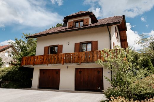 Luxus-Haus in Jougne, Doubs