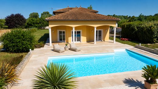 Luxury home in Chaponnay, Rhône