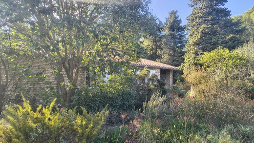 منزل ﻓﻲ Nîmes, Gard