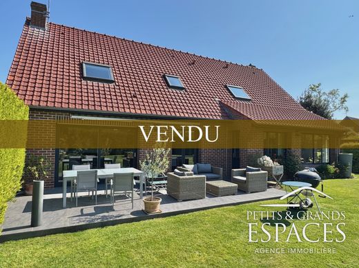 Luksusowy dom w Estreux, North