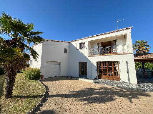 منزل ﻓﻲ Saint-Georges-de-Didonne, شارنت البحرية