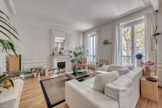 Daire Montmartre, Abbesses, Grandes-Carrières, Paris