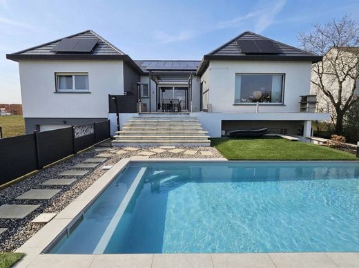 Villa in Théding, Moselle