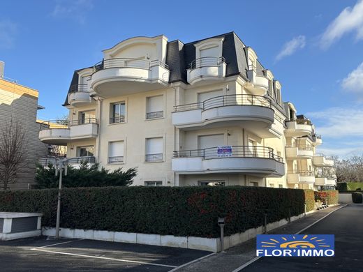 Διαμέρισμα σε Sainte-Geneviève-des-Bois, Essonne