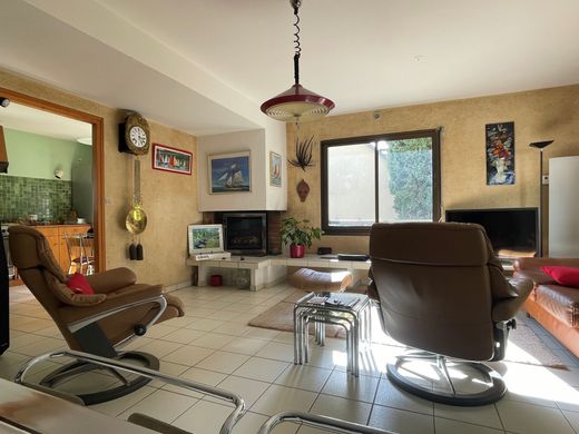 Casa de lujo en Angers, Maine y Loira