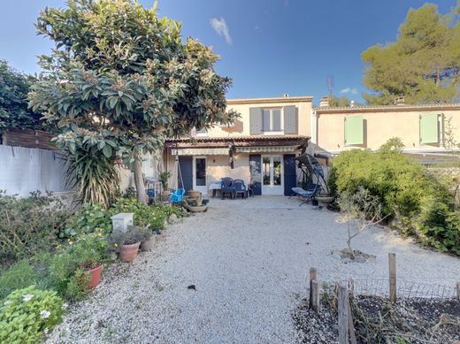 Casa di lusso a Aubagne, Bocche del Rodano