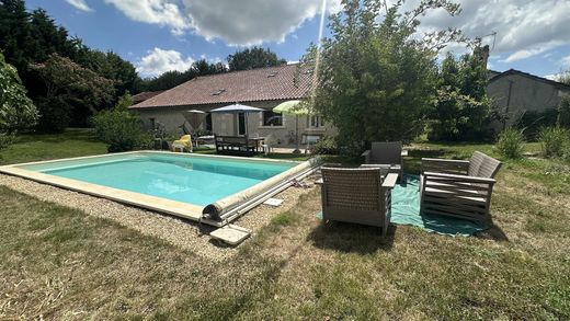 Casa di lusso a Périgueux, Dordogna