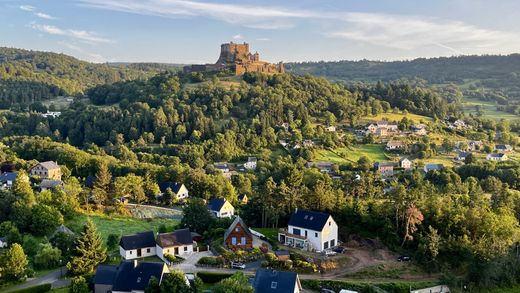 Casa de luxo - Murol, Puy-de-Dôme