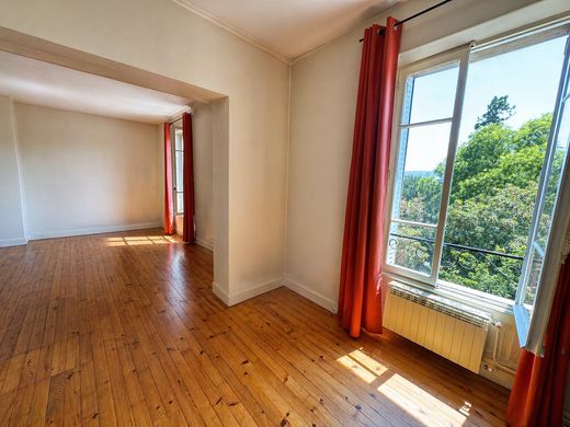 Casa di lusso a Clermont-Ferrand, Puy-de-Dôme