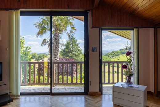 Luxury home in Saint-Palais, Pyrénées-Atlantiques