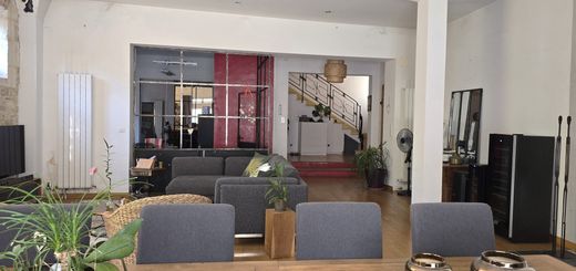 Nîmes, Gardの高級住宅