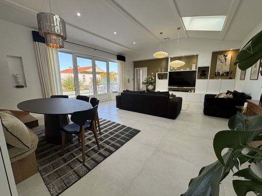 ‏בתי יוקרה ב  Saint-Georges-de-Didonne, השראנט הימי