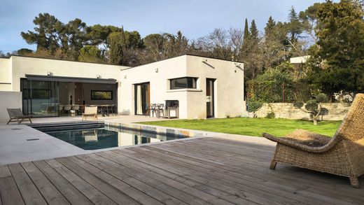 منزل ﻓﻲ Nîmes, Gard