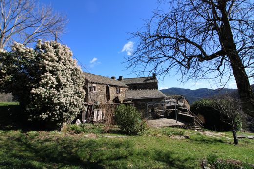 Willa w Le Collet-de-Dèze, Lozère