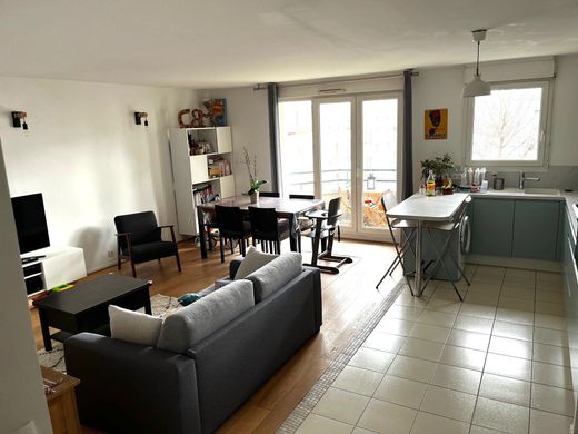 Appartement in Asnières-sur-Seine, Hauts-de-Seine