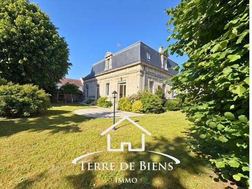 Luxury home in Soissons, Aisne