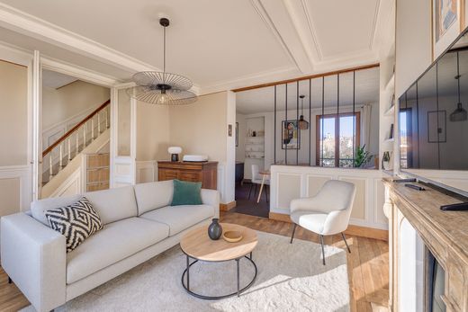 Luxus-Haus in Clamart, Hauts-de-Seine