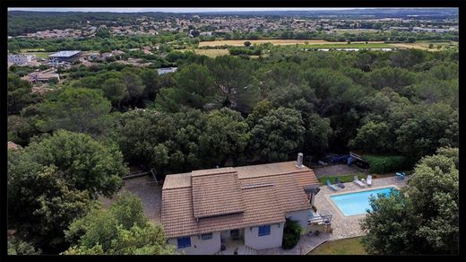 ﻓﻴﻼ ﻓﻲ Mus, Gard