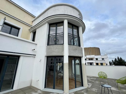 Duplex a Clamart, Hauts-de-Seine