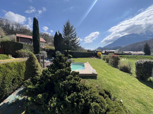 Luxury home in Faverges, Haute-Savoie