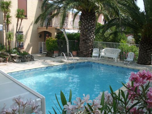 Willa w Saint-Mandrier-sur-Mer, Var