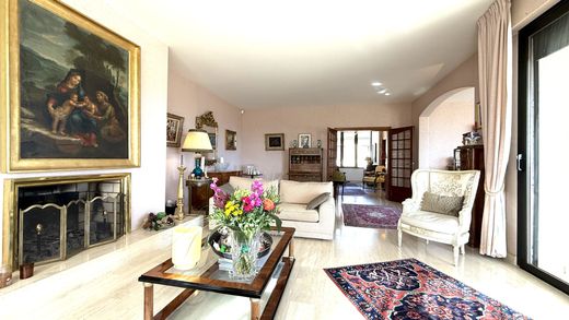 Casa de luxo - Divonne-les-Bains, Ain