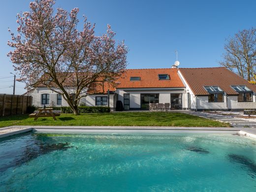 Luxury home in Orchies, North