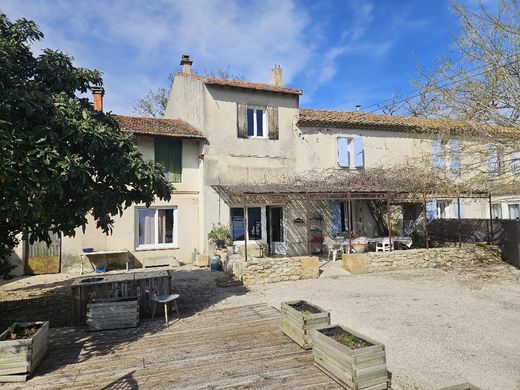 Demeure ou Maison de Campagne à Orange, Vaucluse