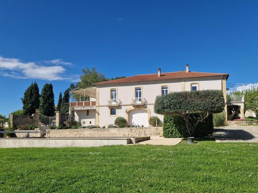 Montmirat, Gardの高級住宅