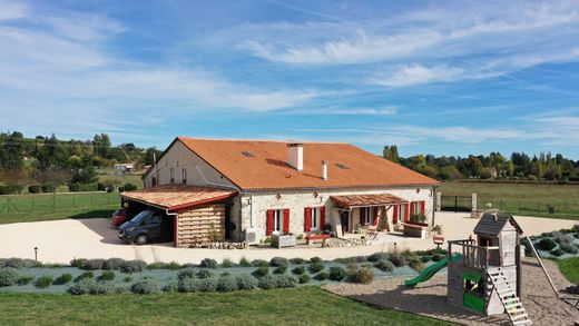 Luxury home in Marmande, Lot-et-Garonne