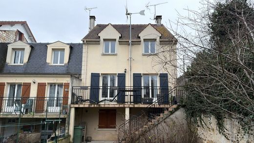 Luxus-Haus in Chevilly-Larue, Val-de-Marne