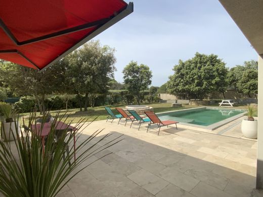 Luxury home in Uzès, Gard