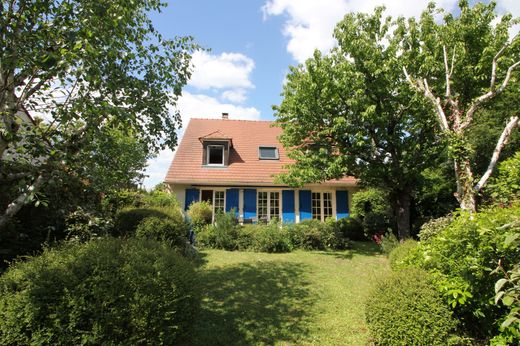 Luxury home in Sucy-en-Brie, Val-de-Marne