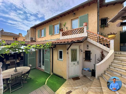 Luxury home in Roquebrune-Cap-Martin, Alpes-Maritimes
