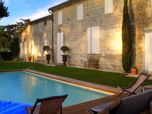 Luxury home in Saint-Michel-de-Fronsac, Gironde