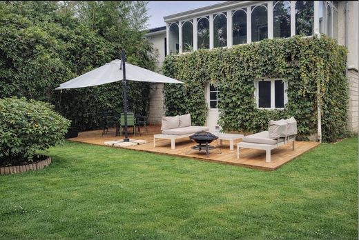 Luxus-Haus in Châteaufort, Yvelines