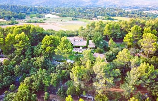 Luxury home in Grambois, Vaucluse