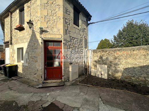 Casa di lusso a Podensac, Gironda