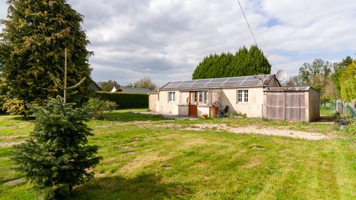 Luxus-Haus in Buchy, Seine-Maritime