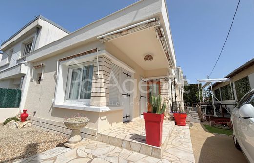 Luxury home in Royan, Charente-Maritime