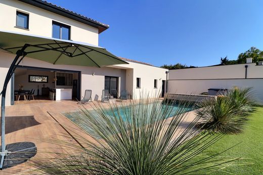 Luxus-Haus in Saint-Aunès, Hérault