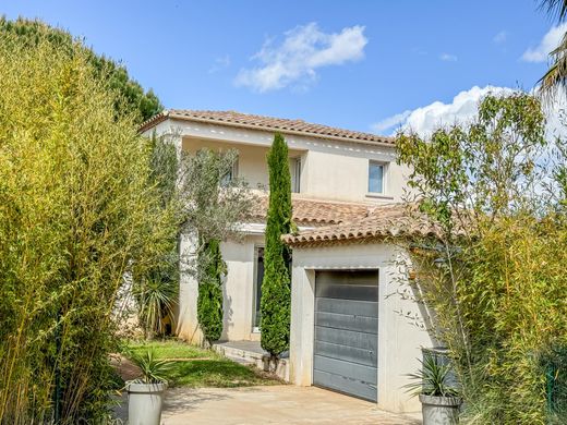 Luxury home in Aigues-Mortes, Gard