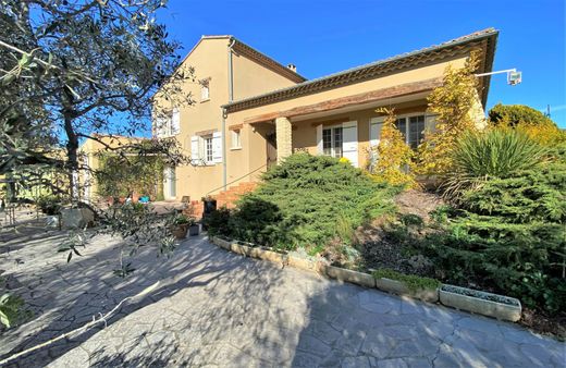 Luxury home in Sérignan-du-Comtat, Vaucluse