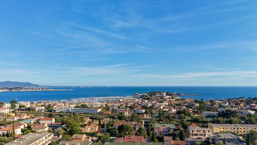 Luxury home in Bandol AOC, Var