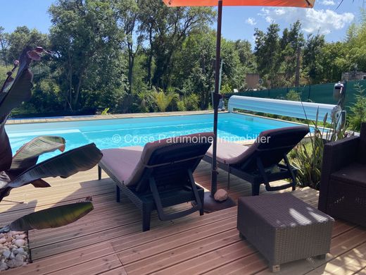 Luxe woning in Cervione, Upper Corsica