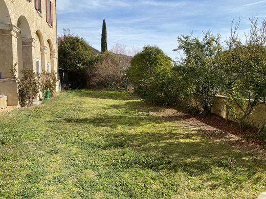 Luxus-Haus in Oraison, Alpes-de-Haute-Provence