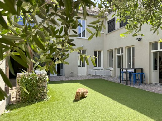 Maison de luxe à Chalon-sur-Saône, Saône-et-Loire