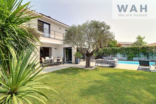 Luxury home in Mauguio, Hérault