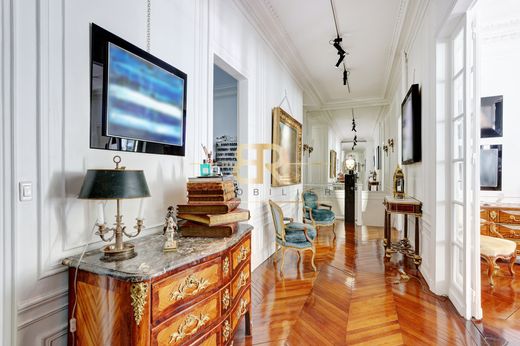 Apartment / Etagenwohnung in La Muette, Auteuil, Porte Dauphine, Paris