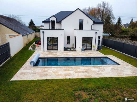 Βίλα σε Joué-lès-Tours, Indre-et-Loire